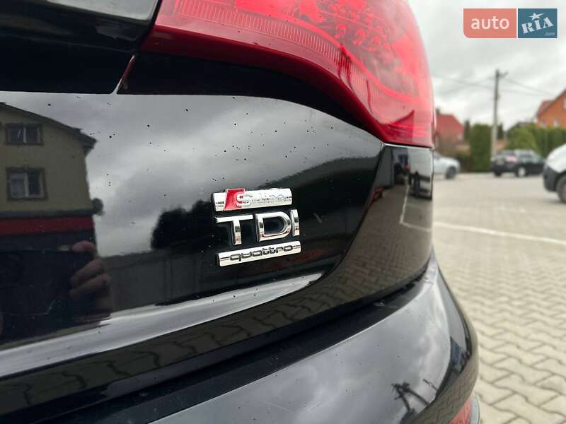 Позашляховик / Кросовер Audi Q7 2015 в Луцьку