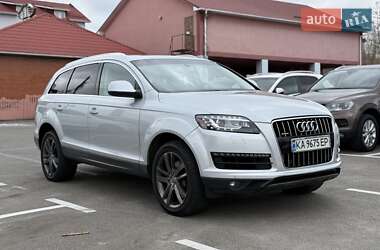 Внедорожник / Кроссовер Audi Q7 2013 в 