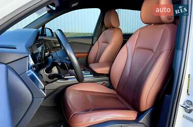 Внедорожник / Кроссовер Audi Q7 2021 в 