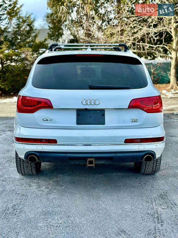 Позашляховик / Кросовер Audi Q7 2015 в Львові
