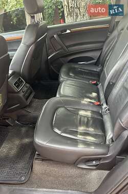 Внедорожник / Кроссовер Audi Q7 2007 в 