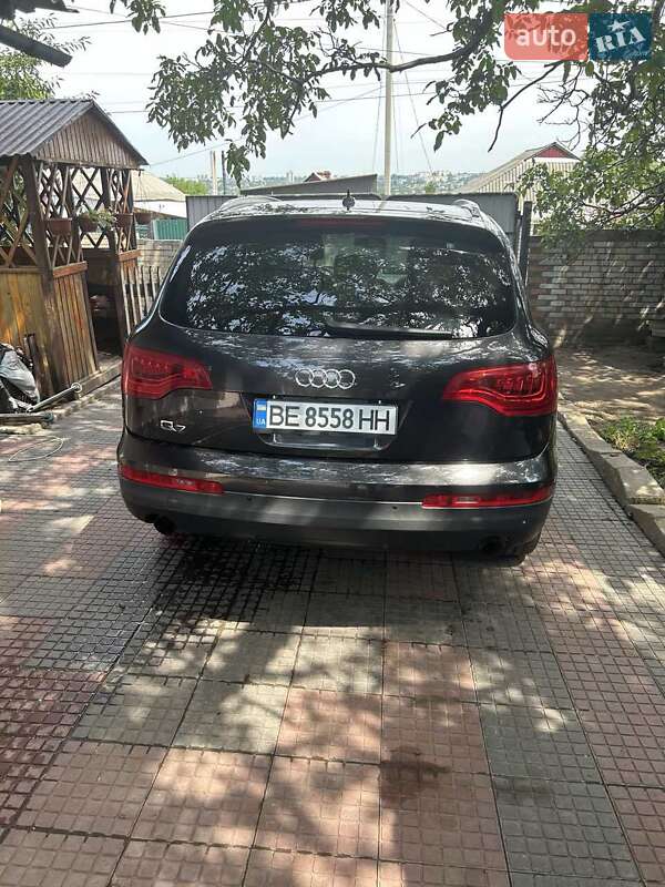 Внедорожник / Кроссовер Audi Q7 2007 в Первомайске