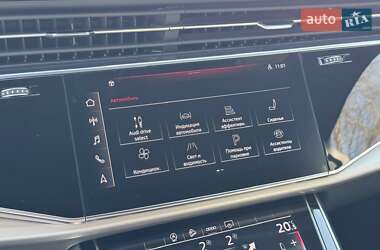 Внедорожник / Кроссовер Audi Q7 2020 в 