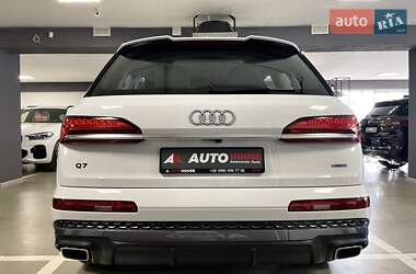 Внедорожник / Кроссовер Audi Q7 2025 в 