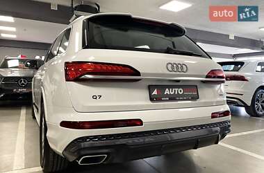 Внедорожник / Кроссовер Audi Q7 2025 в 