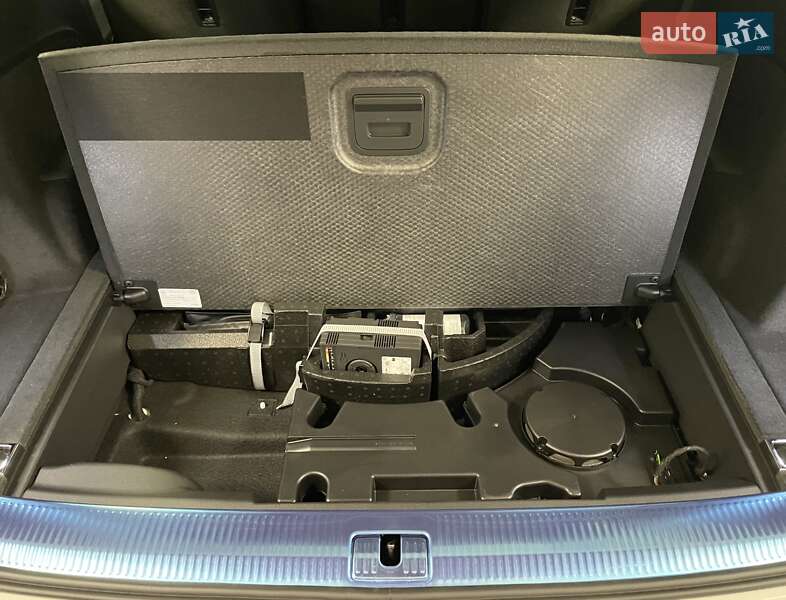 Позашляховик / Кросовер Audi Q7 2025 в Львові