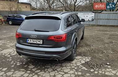 Внедорожник / Кроссовер Audi Q7 2011 в 