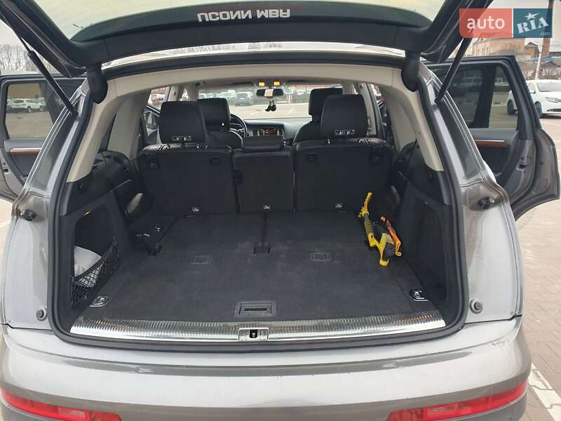 Внедорожник / Кроссовер Audi Q7 2012 в Житомире