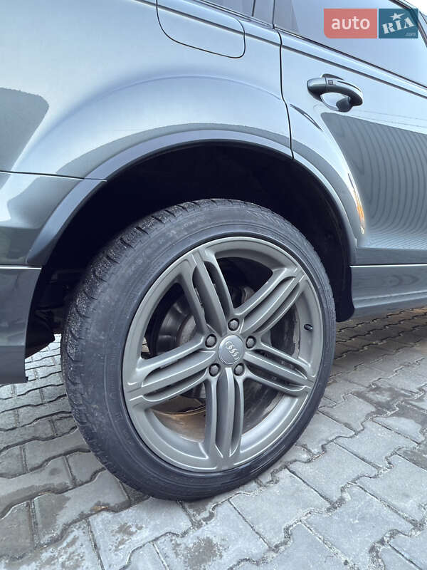 Позашляховик / Кросовер Audi Q7 2015 в Києві
