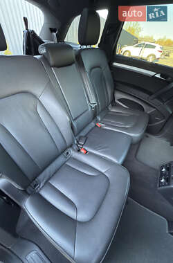 Позашляховик / Кросовер Audi Q7 2015 в 