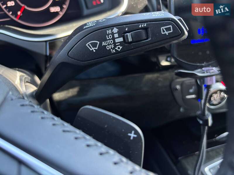 Позашляховик / Кросовер Audi Q7 2016 в Києві
