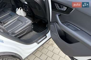 Внедорожник / Кроссовер Audi Q7 2018 в 