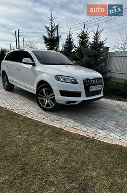 Позашляховик / Кросовер Audi Q7 2015 в Вінниці