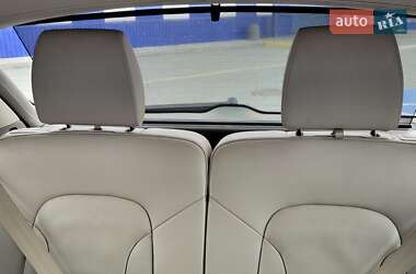 Внедорожник / Кроссовер Audi Q7 2012 в 