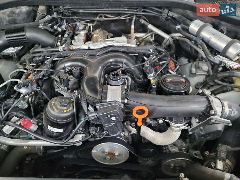 Внедорожник / Кроссовер Audi Q7 2012 в Виннице