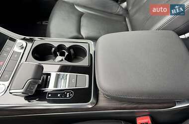 Позашляховик / Кросовер Audi Q7 2019 в 