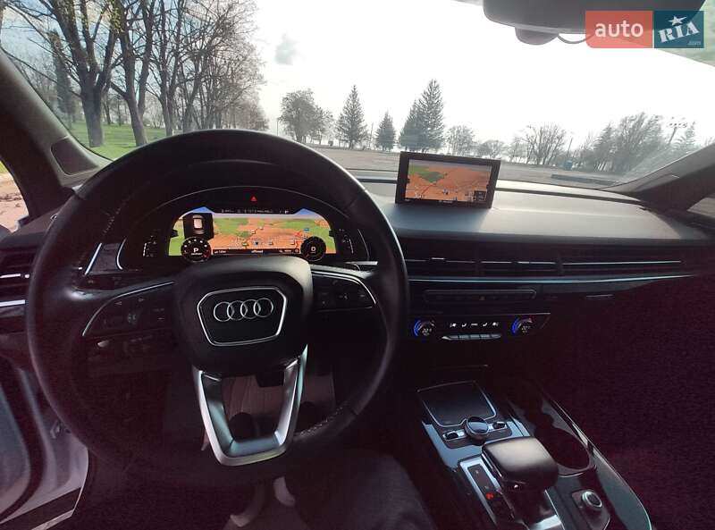 Позашляховик / Кросовер Audi Q7 2019 в Чугуєві