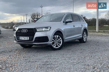 Внедорожник / Кроссовер Audi Q7 2018 в 