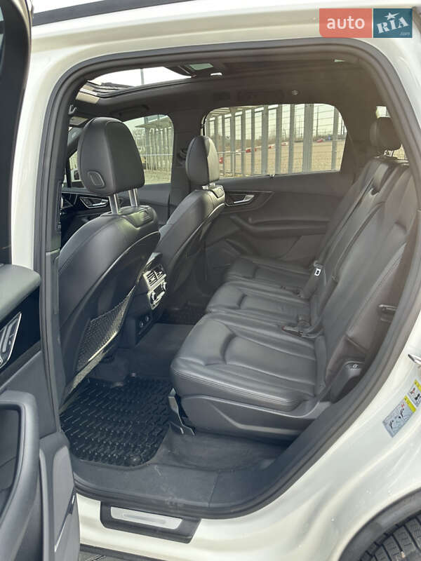 Внедорожник / Кроссовер Audi Q7 2018 в Львове