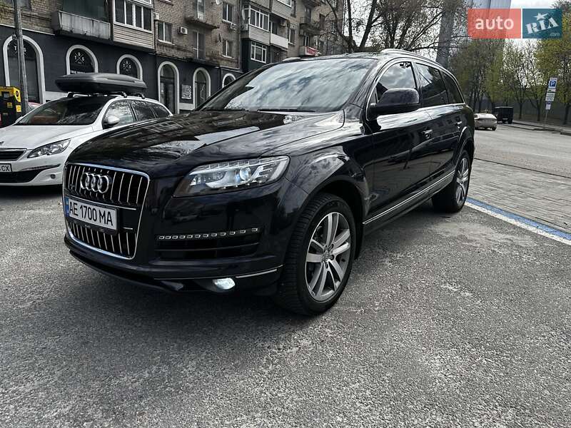 Внедорожник / Кроссовер Audi Q7 2013 в Днепре
