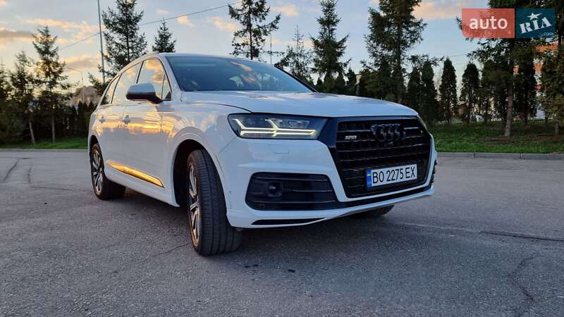 Позашляховик / Кросовер Audi Q7 2018 в Тернополі
