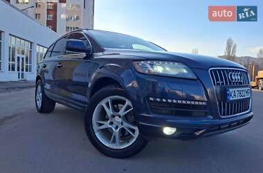 Внедорожник / Кроссовер Audi Q7 2012 в 