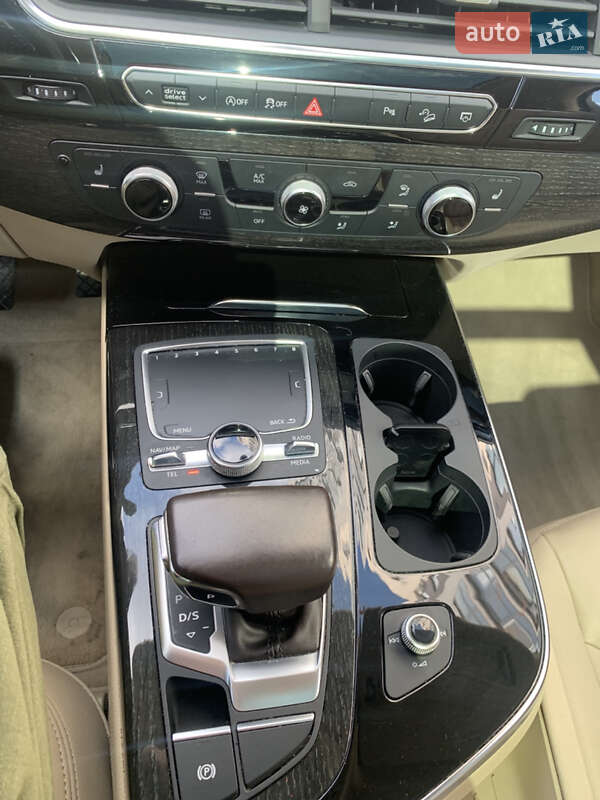 Внедорожник / Кроссовер Audi Q7 2019 в Фастове