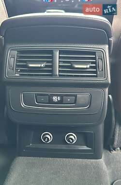 Внедорожник / Кроссовер Audi Q7 2017 в 