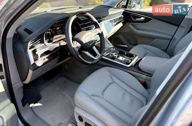 Внедорожник / Кроссовер Audi Q7 2022 в 