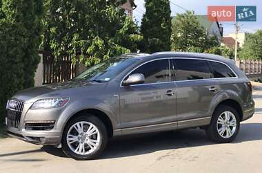 Внедорожник / Кроссовер Audi Q7 2010 в 