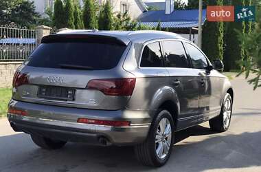 Внедорожник / Кроссовер Audi Q7 2010 в 