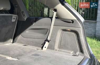 Внедорожник / Кроссовер Audi Q7 2010 в 