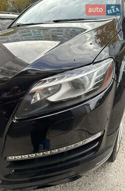 Внедорожник / Кроссовер Audi Q7 2013 в 
