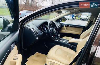 Внедорожник / Кроссовер Audi Q7 2012 в 