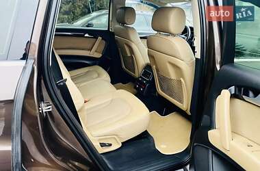Внедорожник / Кроссовер Audi Q7 2012 в 