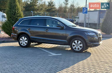 Внедорожник / Кроссовер Audi Q7 2014 в 