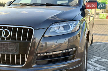 Внедорожник / Кроссовер Audi Q7 2014 в 