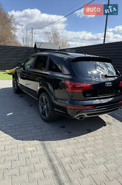 Внедорожник / Кроссовер Audi Q7 2012 в 