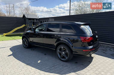 Внедорожник / Кроссовер Audi Q7 2012 в 