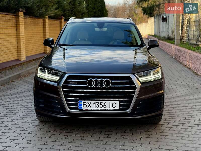 Внедорожник / Кроссовер Audi Q7 2016 в Хмельницком