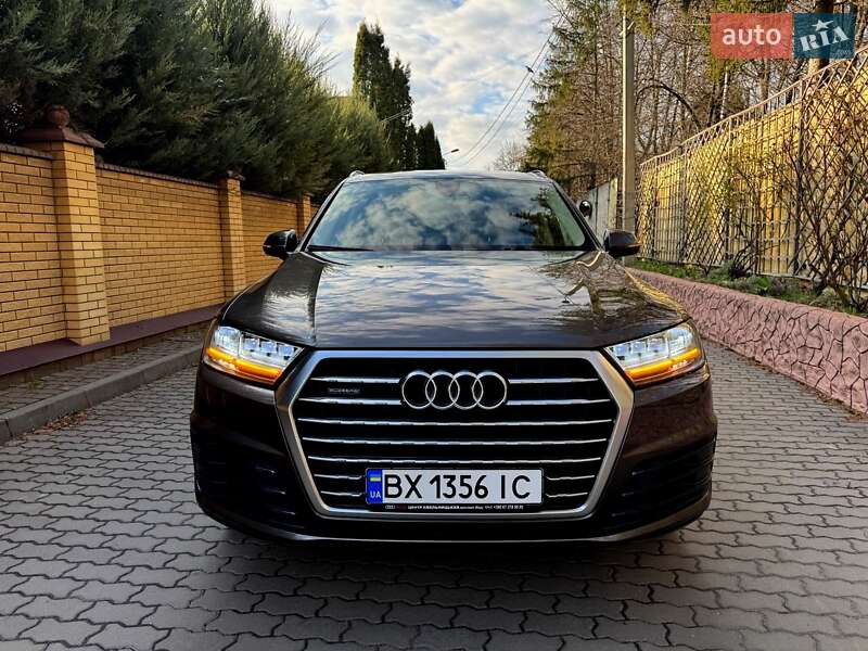 Внедорожник / Кроссовер Audi Q7 2016 в Хмельницком