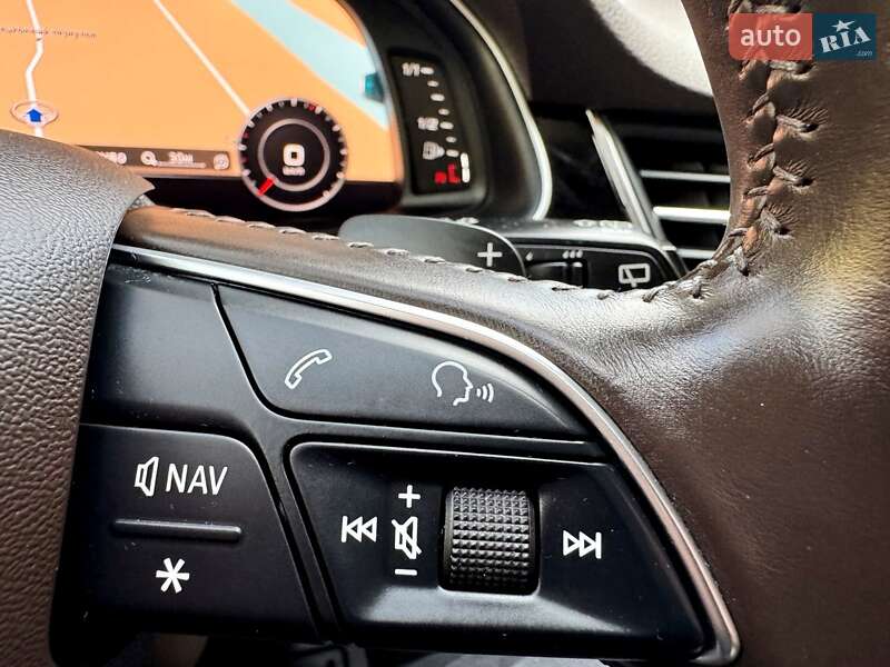 Внедорожник / Кроссовер Audi Q7 2016 в Хмельницком