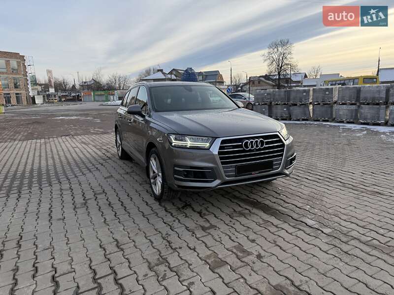 Внедорожник / Кроссовер Audi Q7 2016 в Коломые