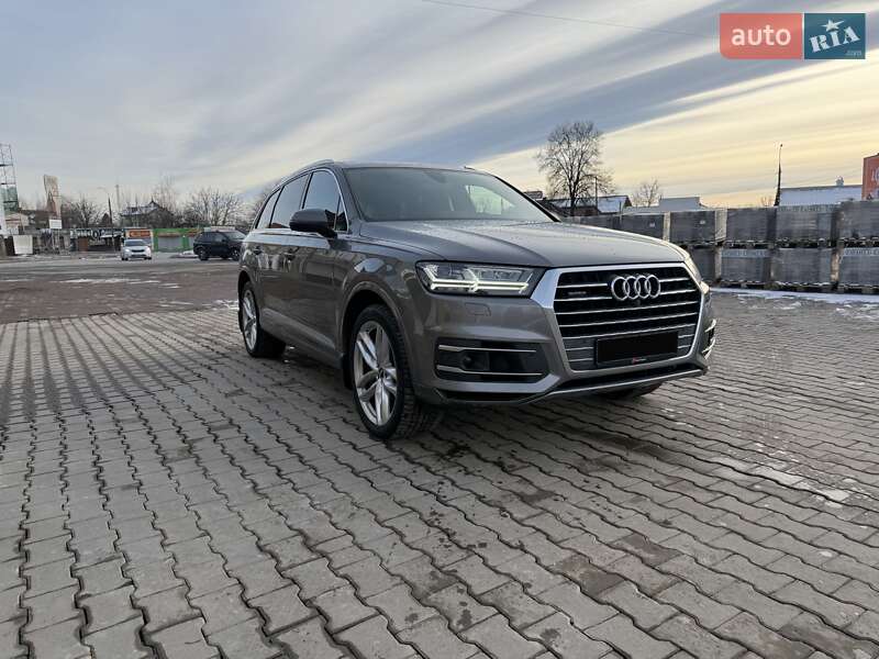 Внедорожник / Кроссовер Audi Q7 2016 в Коломые