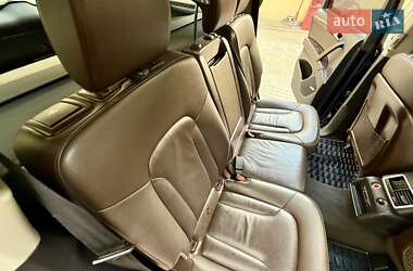 Позашляховик / Кросовер Audi Q7 2012 в 
