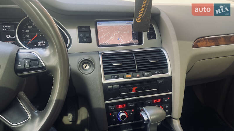 Внедорожник / Кроссовер Audi Q7 2014 в Яремче