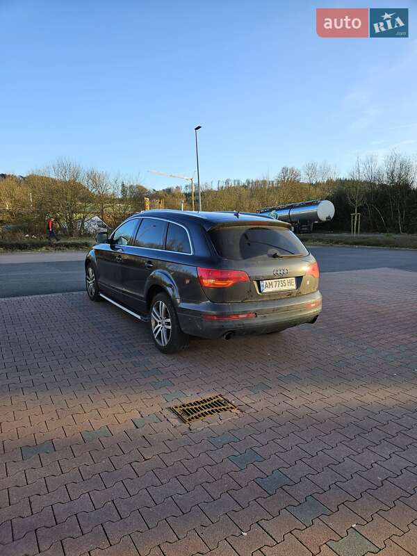 Внедорожник / Кроссовер Audi Q7 2007 в Житомире