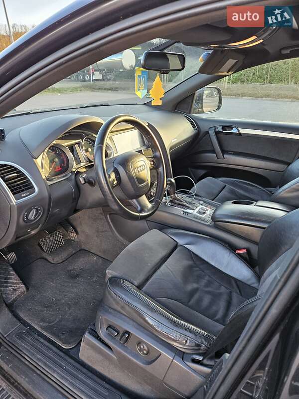 Внедорожник / Кроссовер Audi Q7 2007 в Житомире