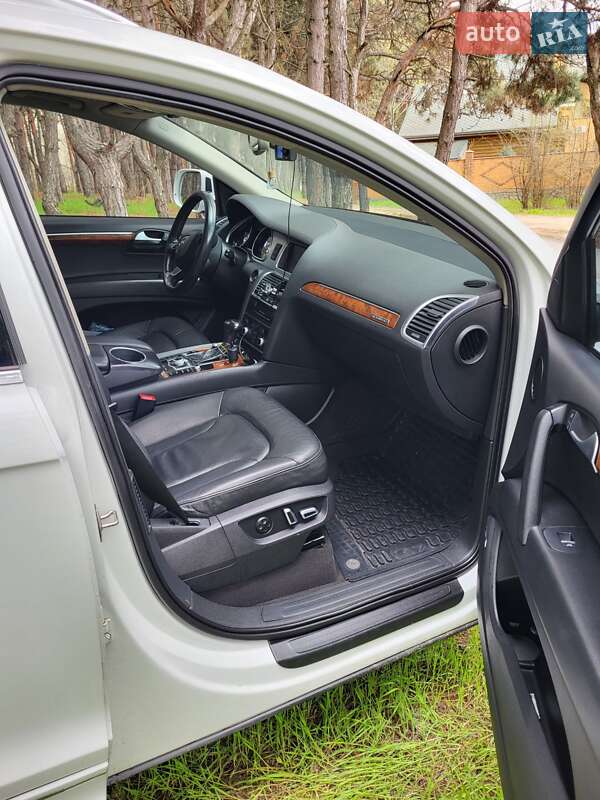 Внедорожник / Кроссовер Audi Q7 2013 в Запорожье фото 17 Внедорожник / Кроссовер Audi Q7 2013 в Запорожье