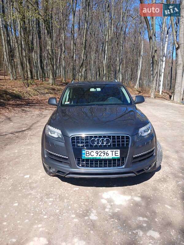 Audi Q7 2015